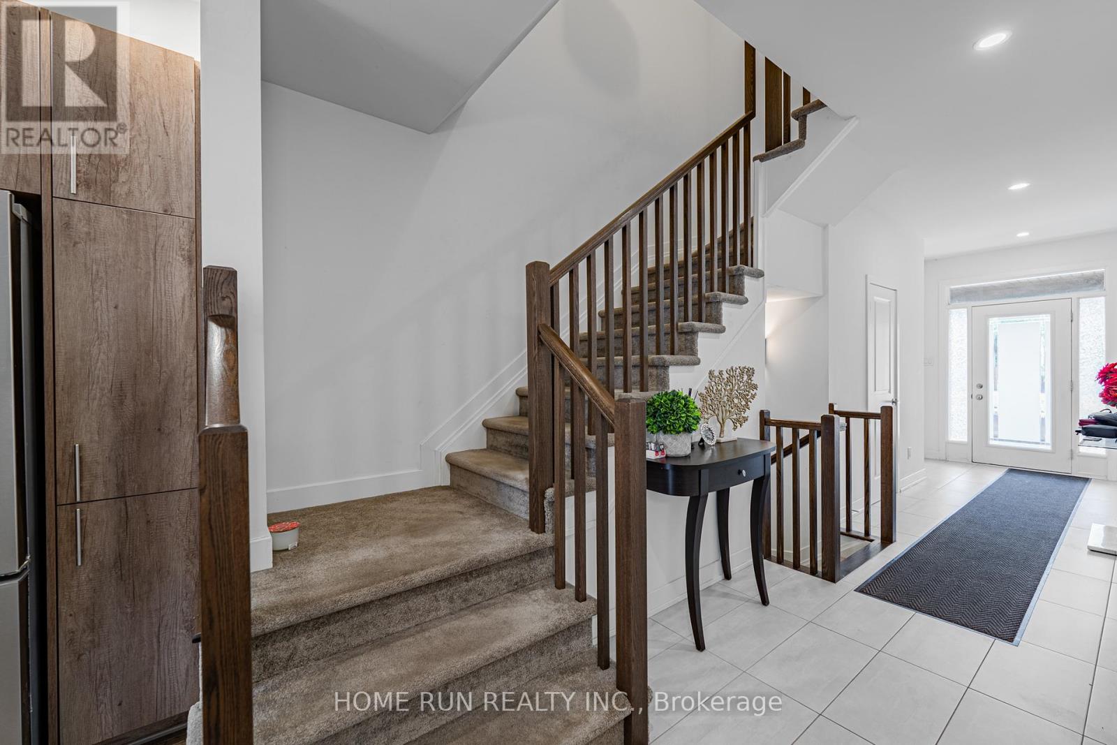 328 IBANEZ WALK - 14