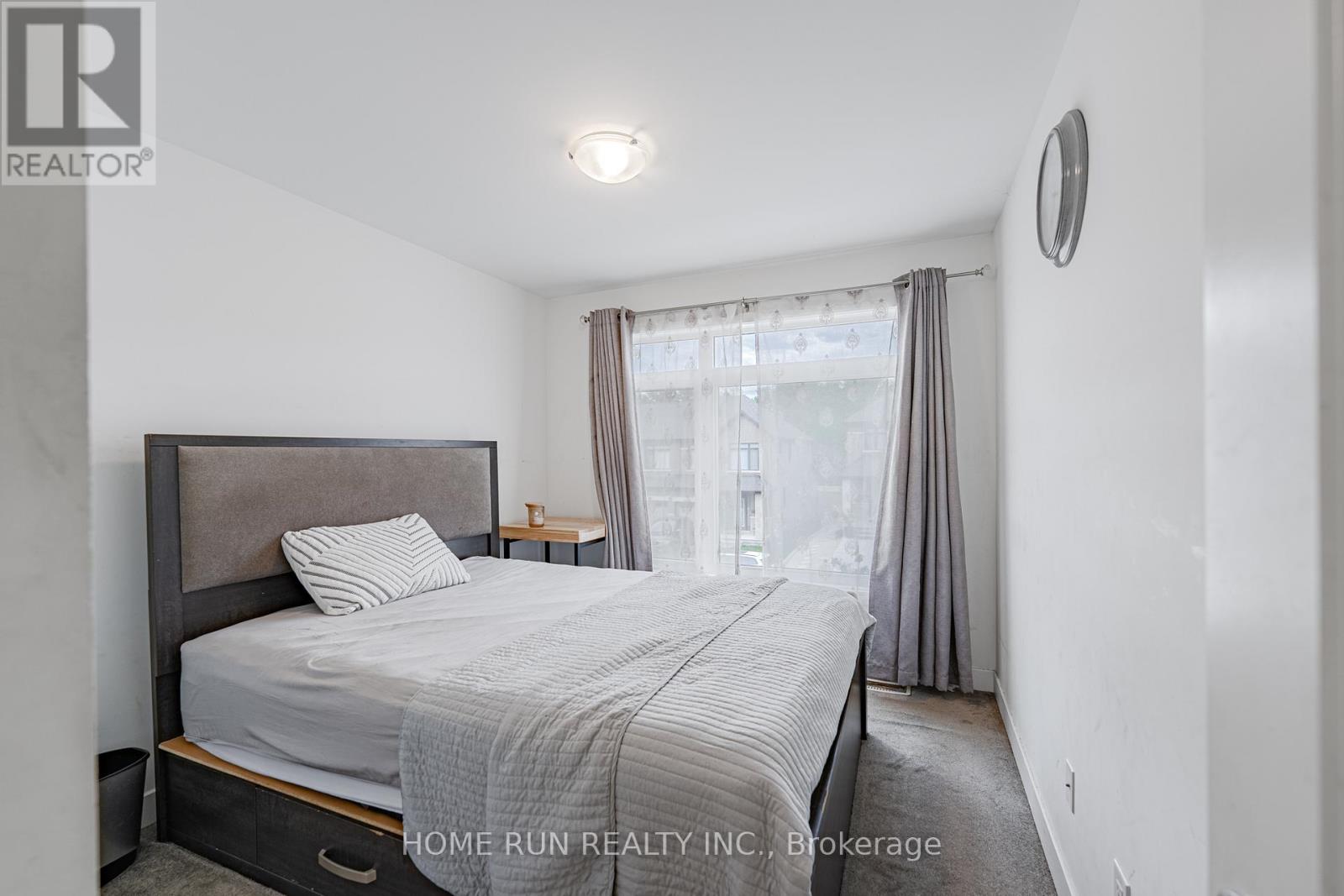 328 IBANEZ WALK - 17
