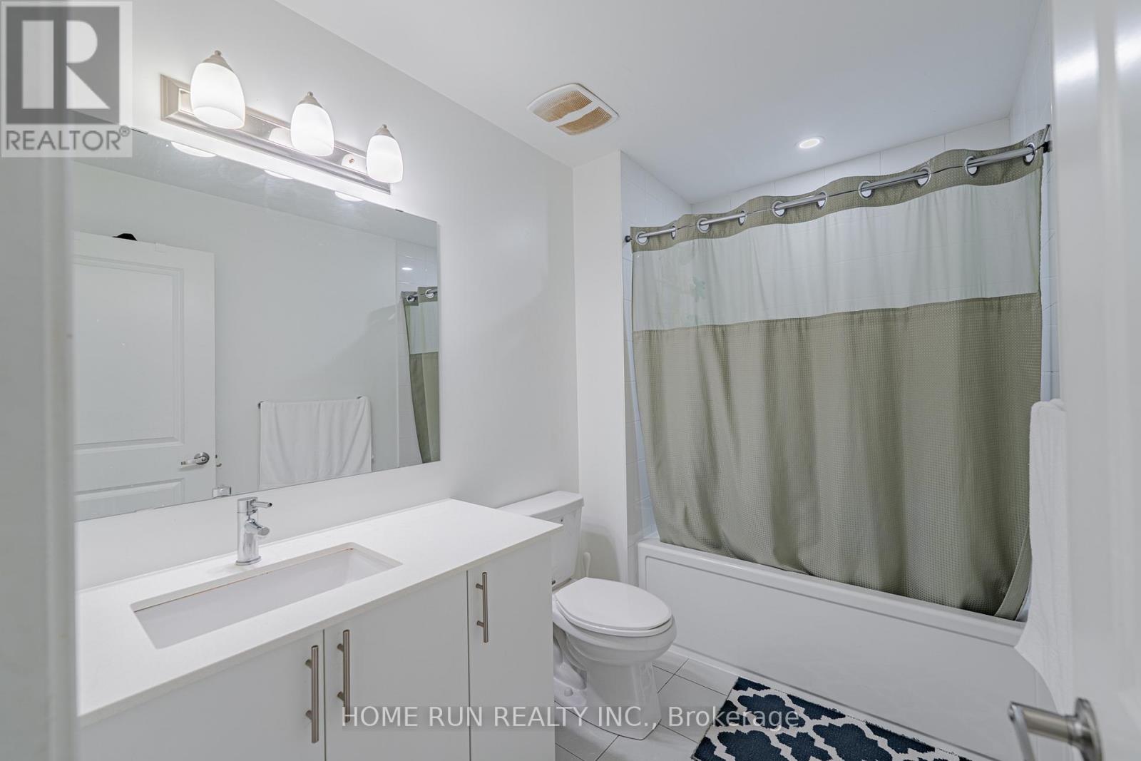 328 IBANEZ WALK - 19