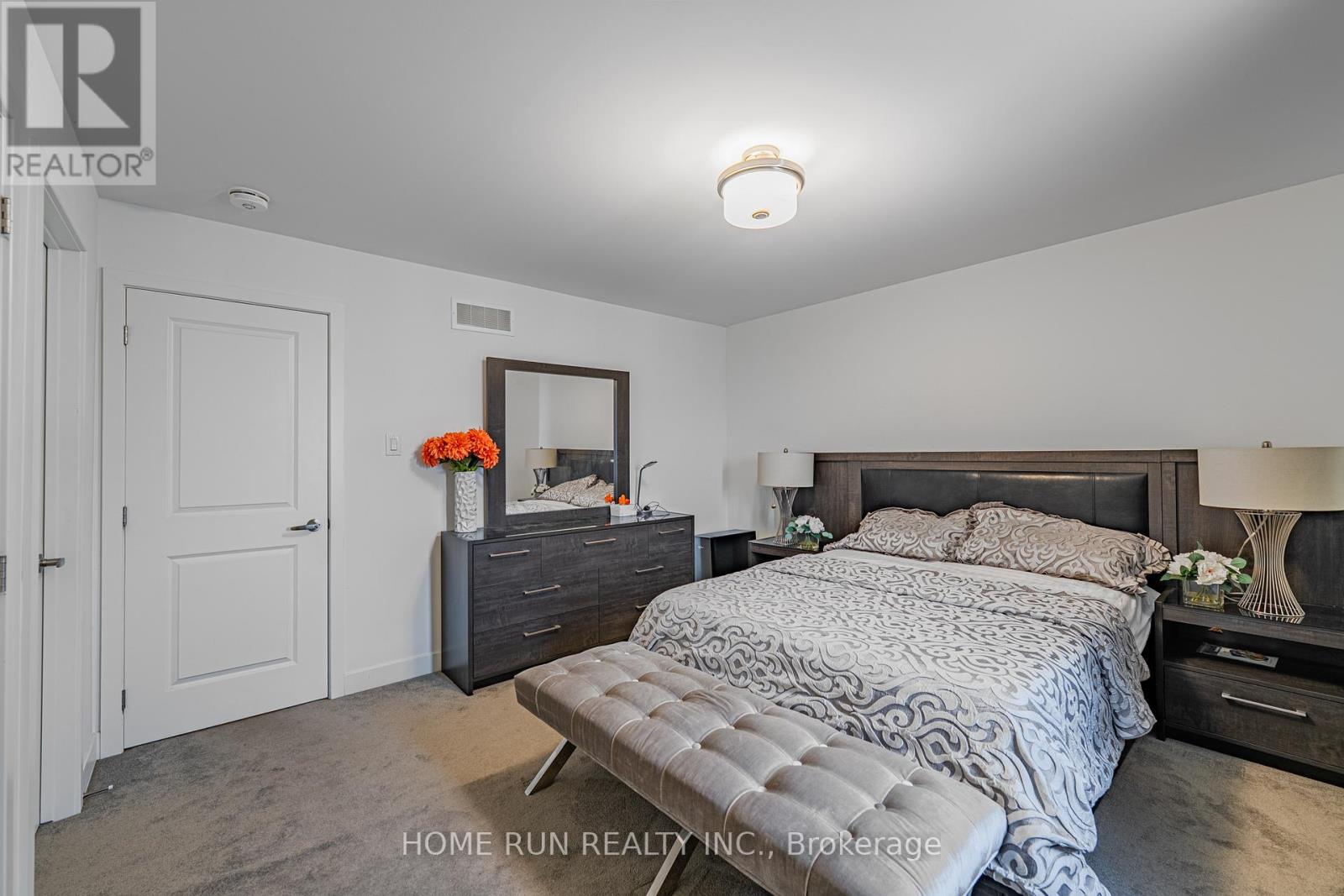 328 IBANEZ WALK - 24