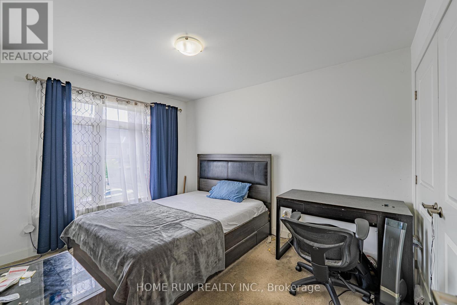 328 IBANEZ WALK - 25