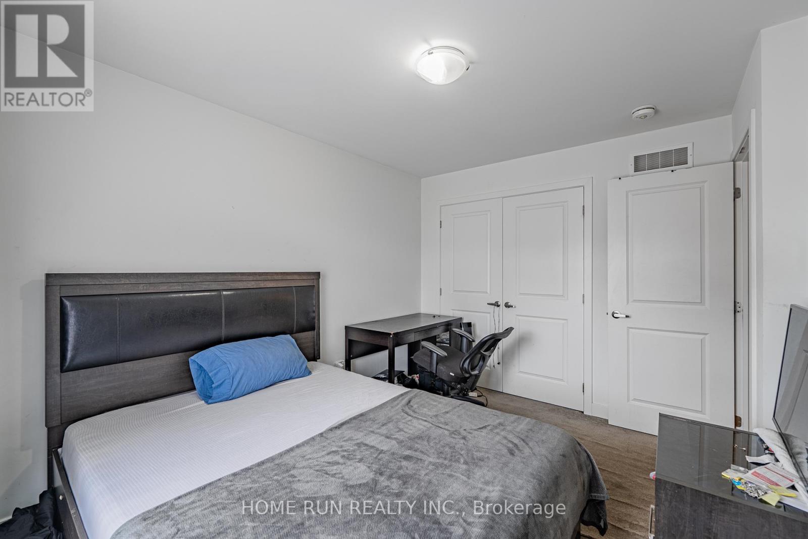 328 IBANEZ WALK - 26