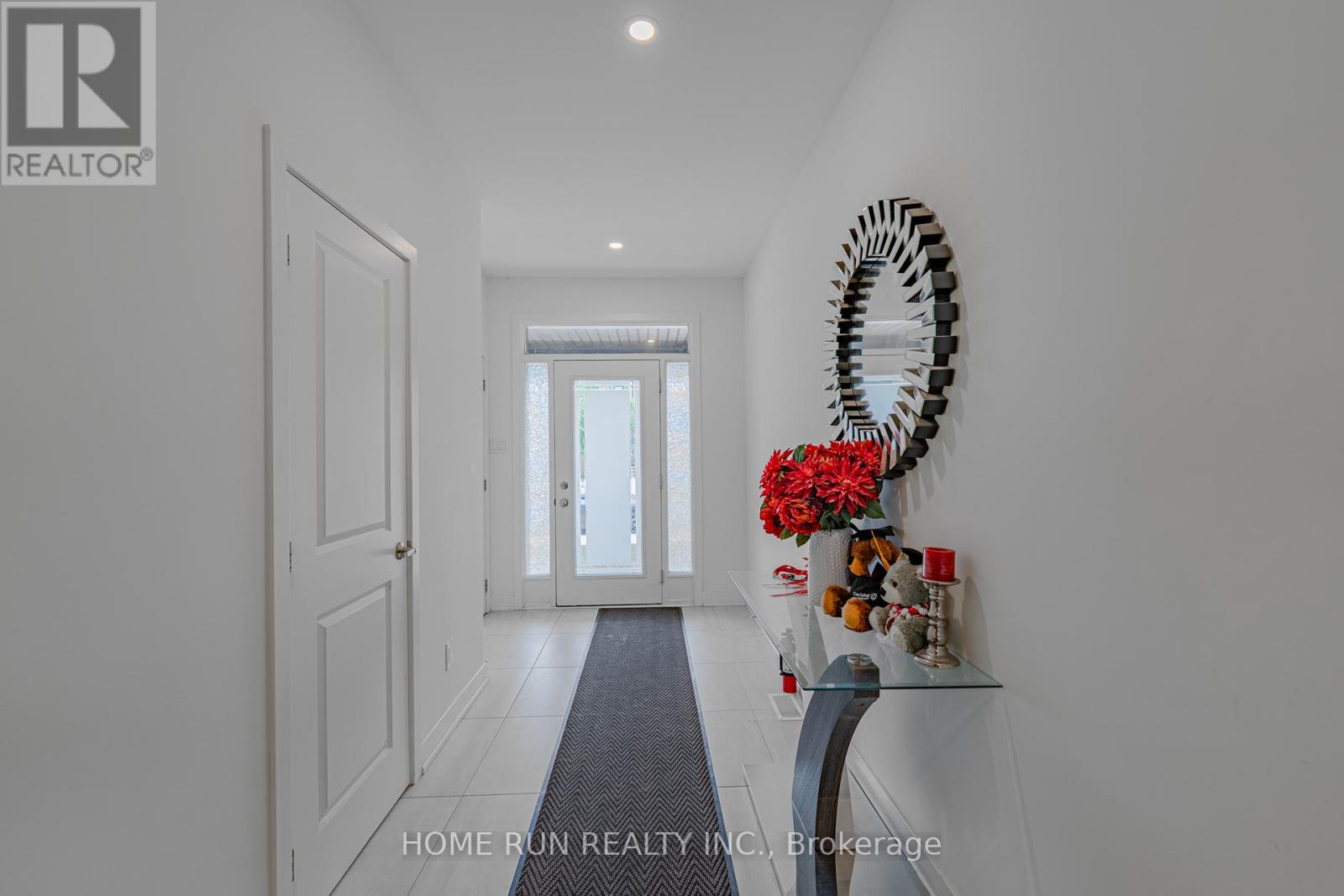 328 IBANEZ WALK - 3
