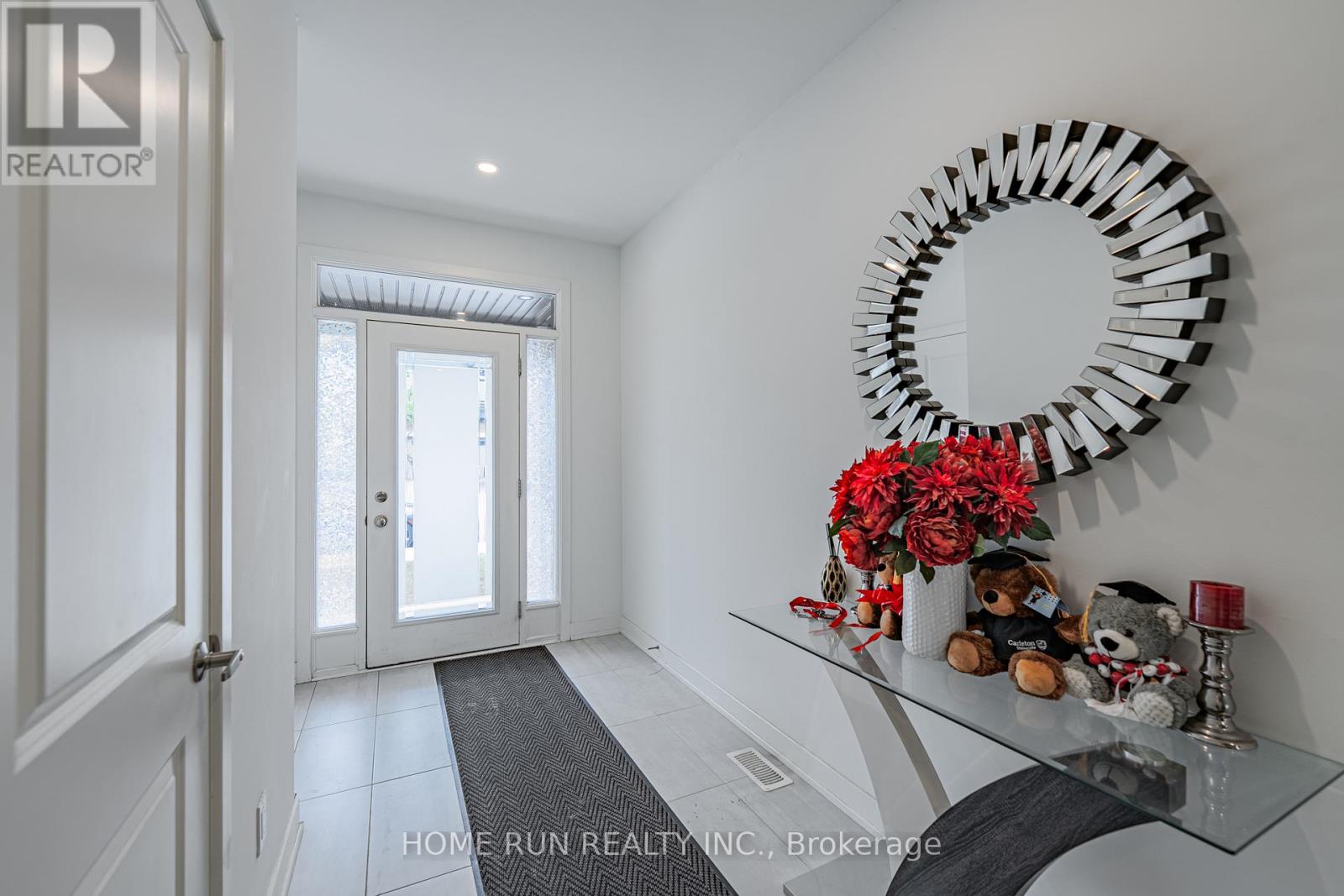 328 IBANEZ WALK - 4