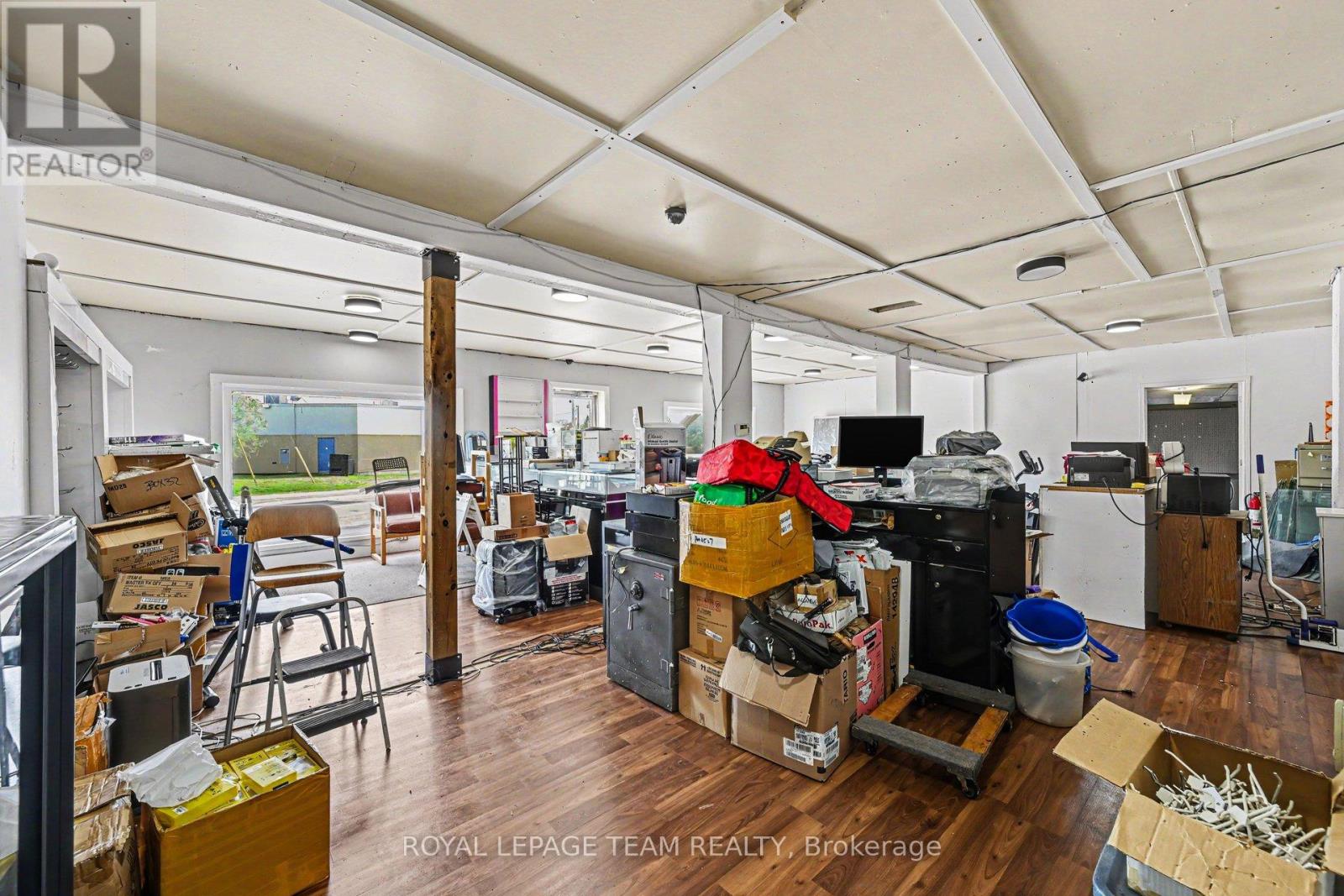 Studio for Rent in Ottawa – 2 MOHNS AVENUE, Ottawa – By Peter Sagos - Image 15