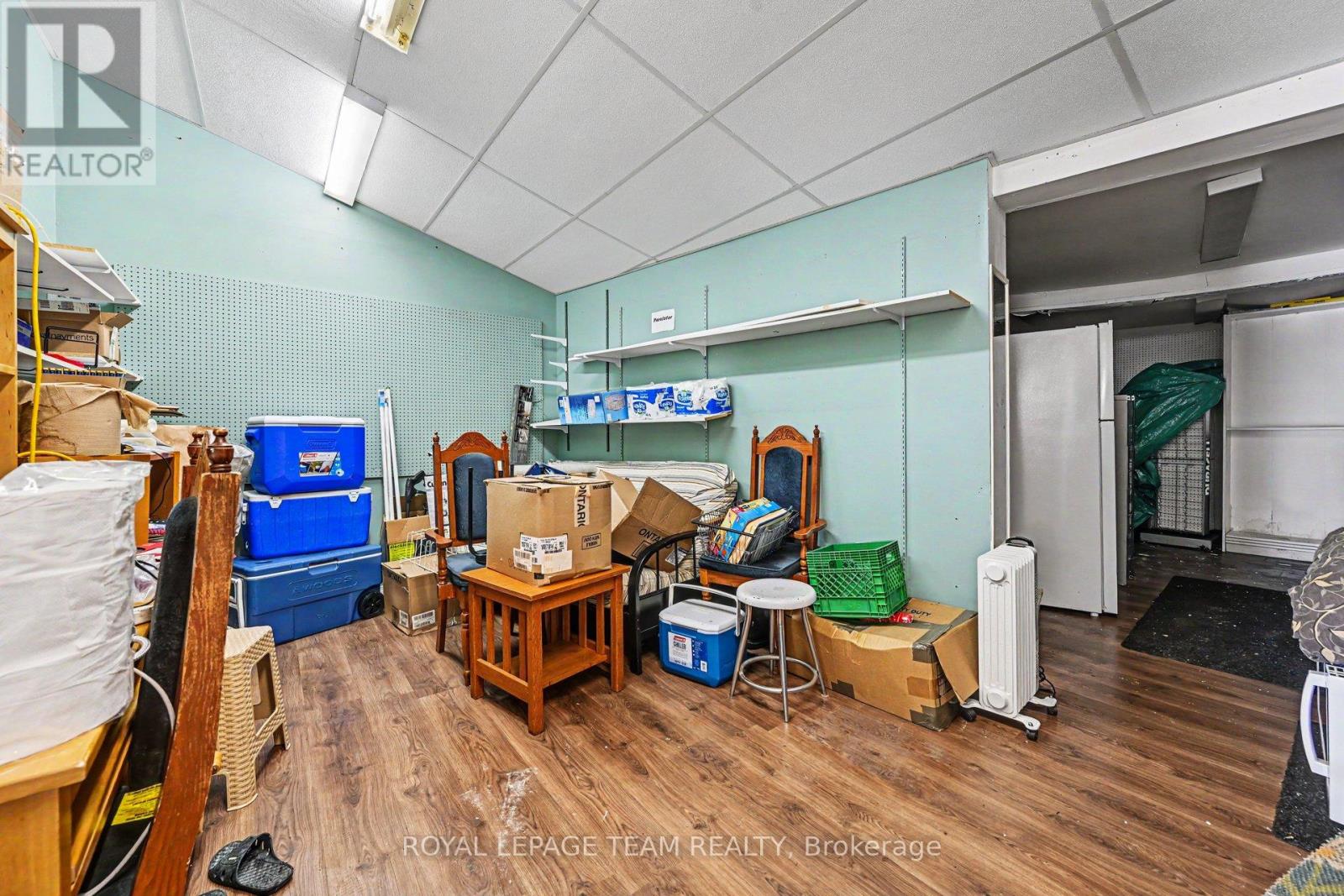 Studio for Rent in Ottawa – 2 MOHNS AVENUE, Ottawa – By Peter Sagos - Image 19