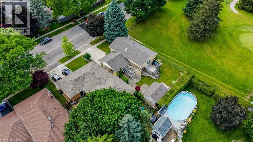 180 BALMORAL Drive - 46