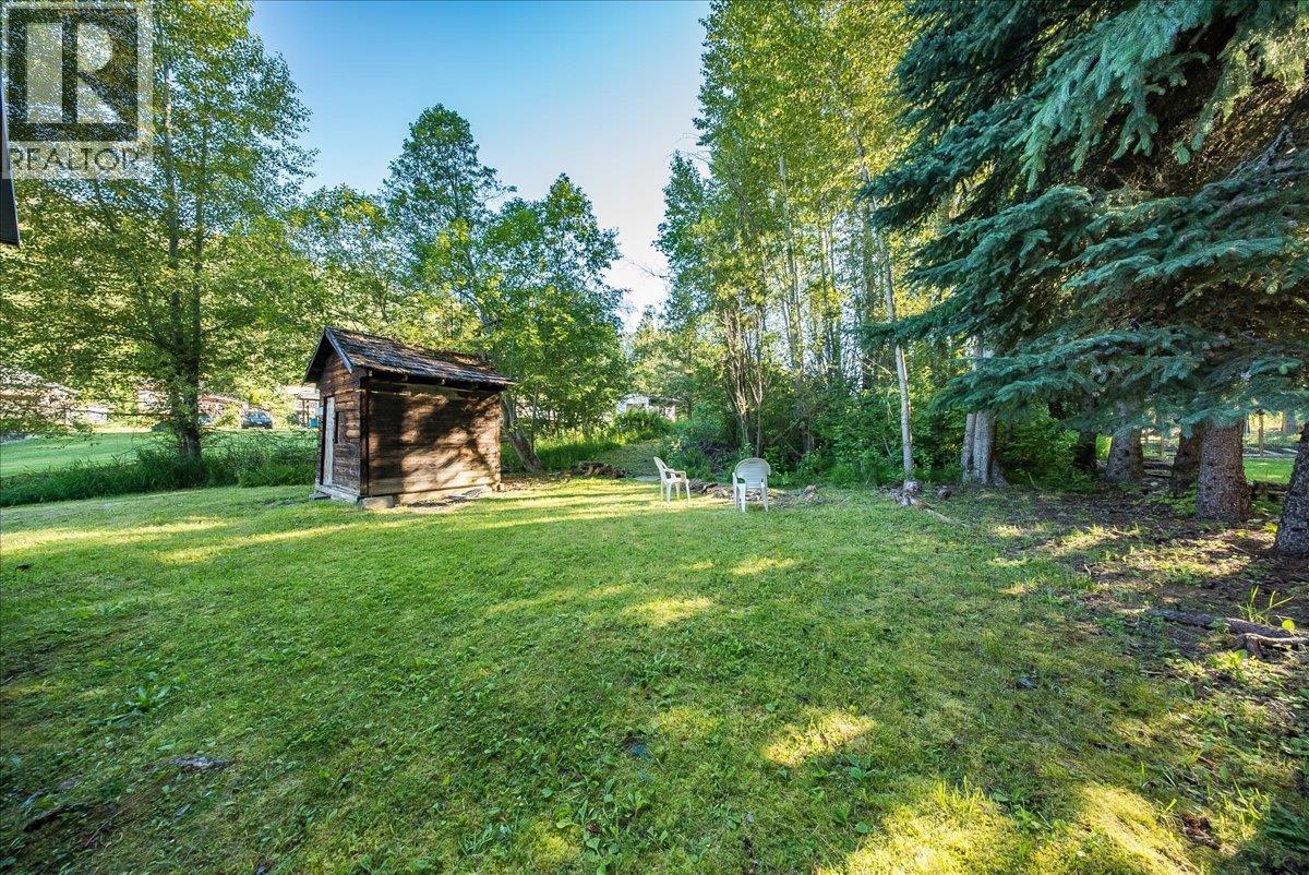 30 Davis Avenue - 34