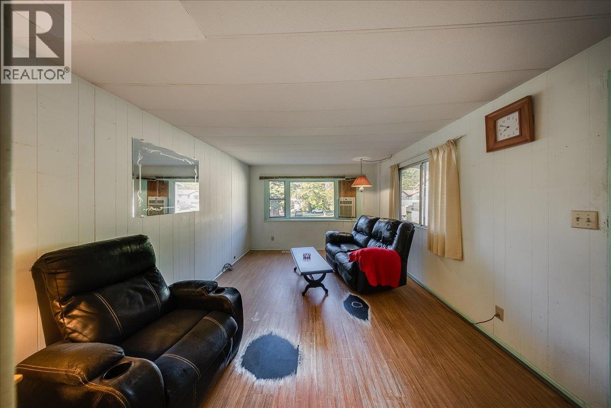 30 Davis Avenue - 7