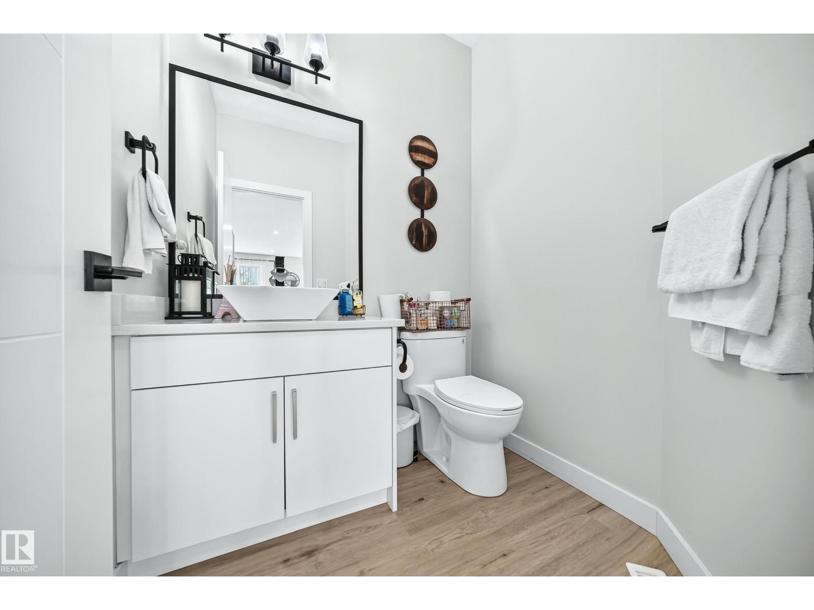 223 ROLSTON WD — photo 19