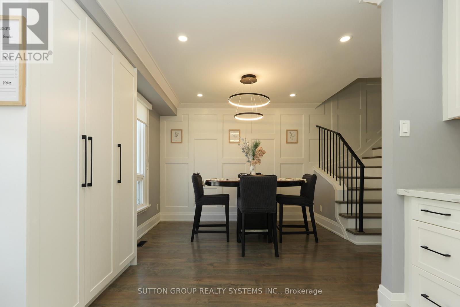 70 COURTLEIGH SQUARE - 6