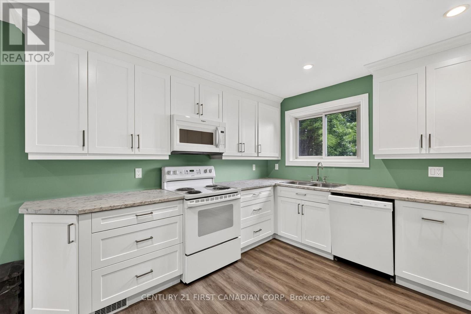 33943 SUNNYRIDGE ROAD - 5