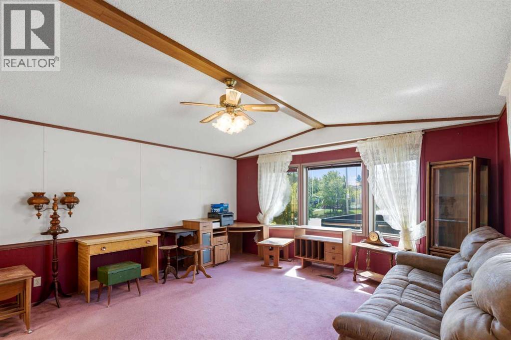 9708 104 Avenue - photo 3