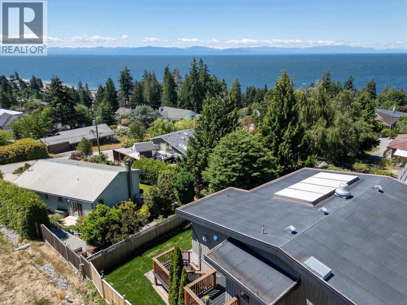 5125 SALAL ROAD, Sechelt