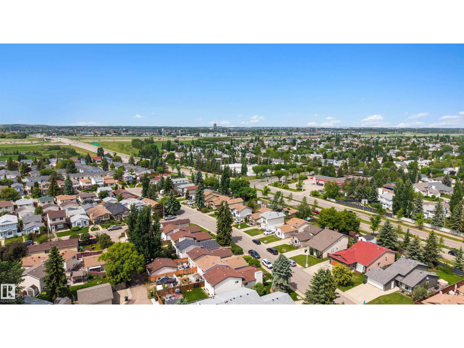 18661 61 AV NW — photo 41