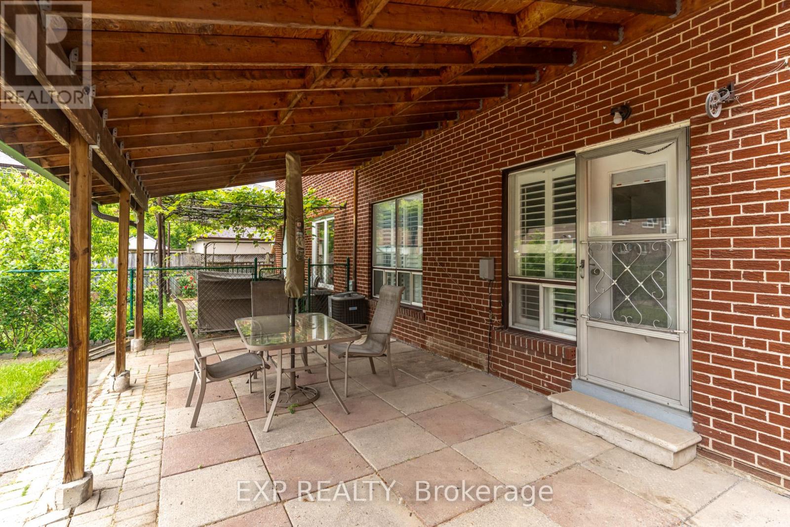 83 GREEN BUSH ROAD - 48