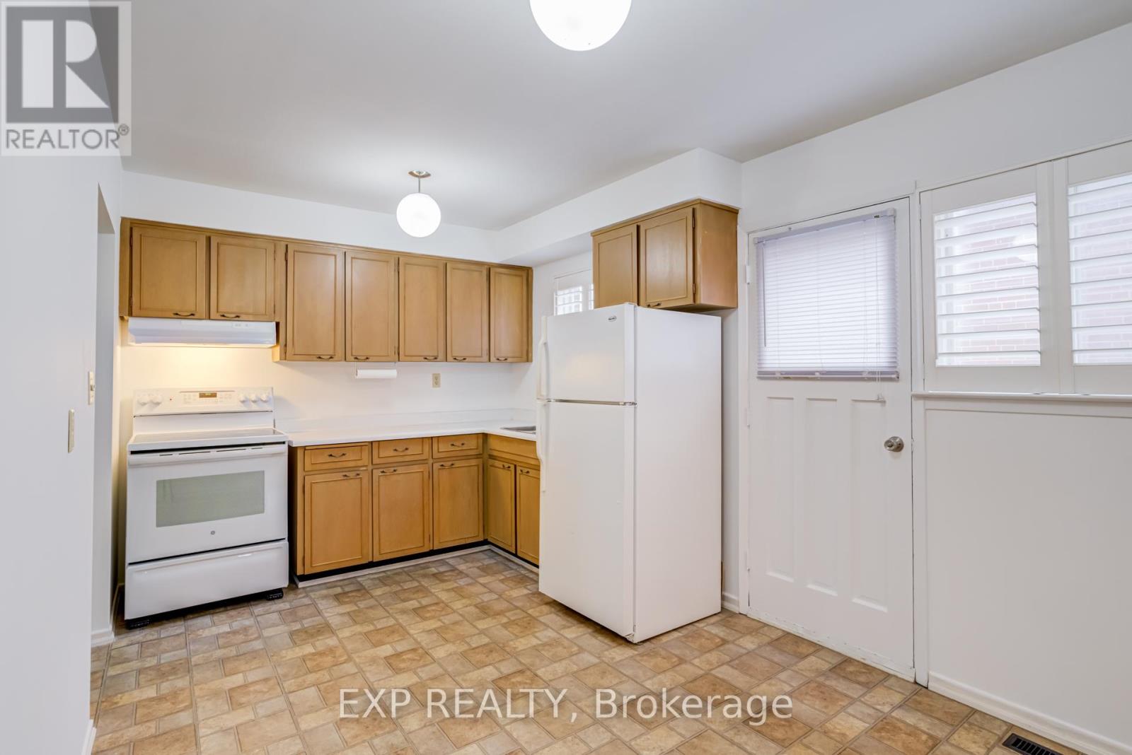 83 GREEN BUSH ROAD - 6