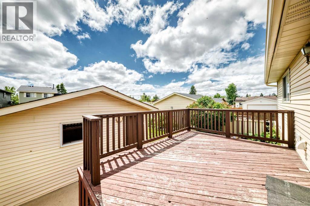 79 Castledale Way NE - 10