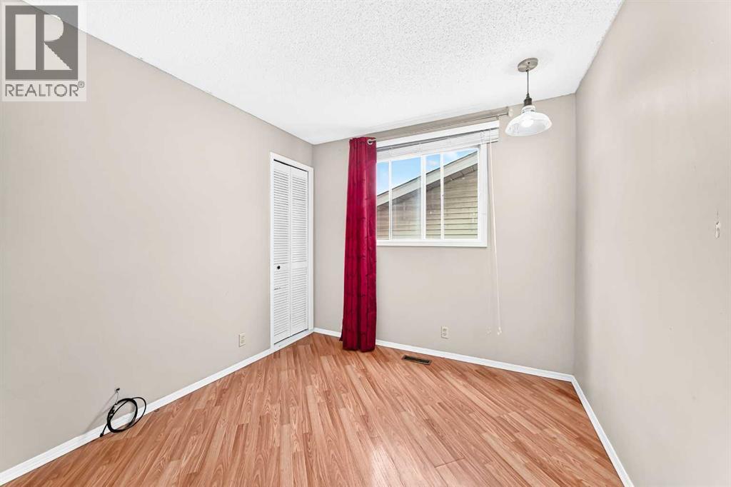 79 Castledale Way NE - 23