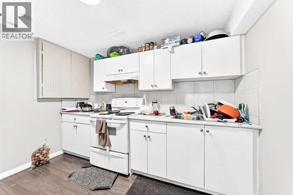 79 Castledale Way NE - 30