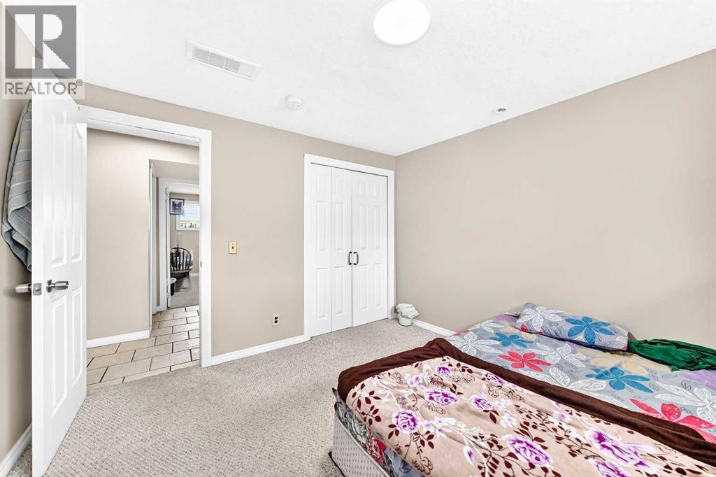 79 Castledale Way NE - 42