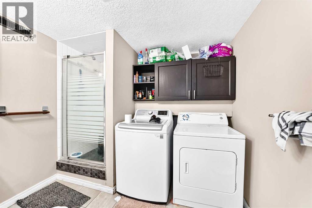 79 Castledale Way NE - 45