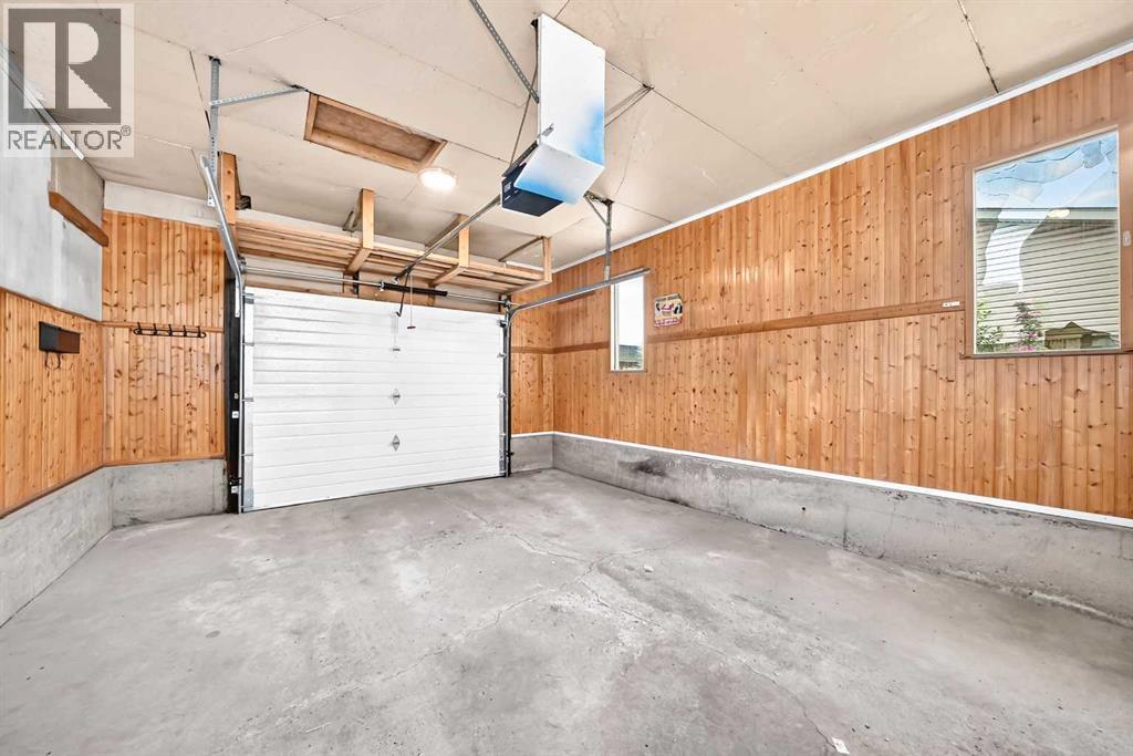 79 Castledale Way NE - 48