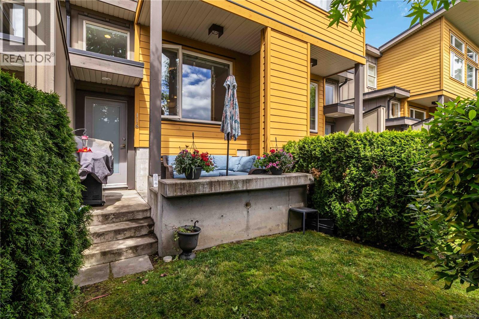 #116 2733 Peatt Rd - 33