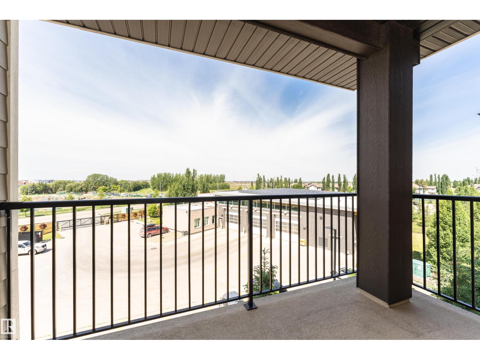 #404 12045 22 AV SW — photo 16