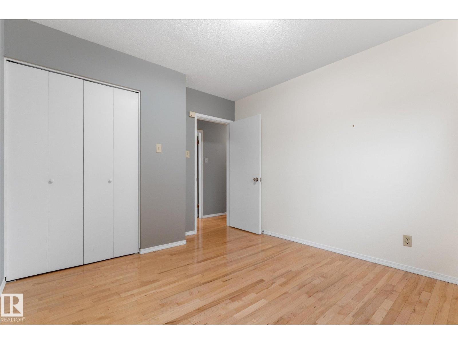 5927 138 AV NW — photo 16
