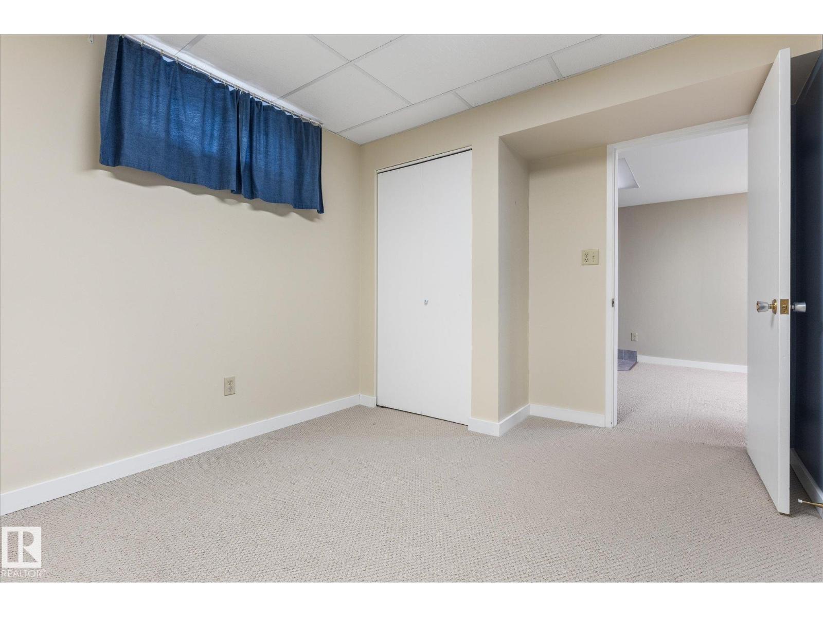 5927 138 AV NW — photo 30