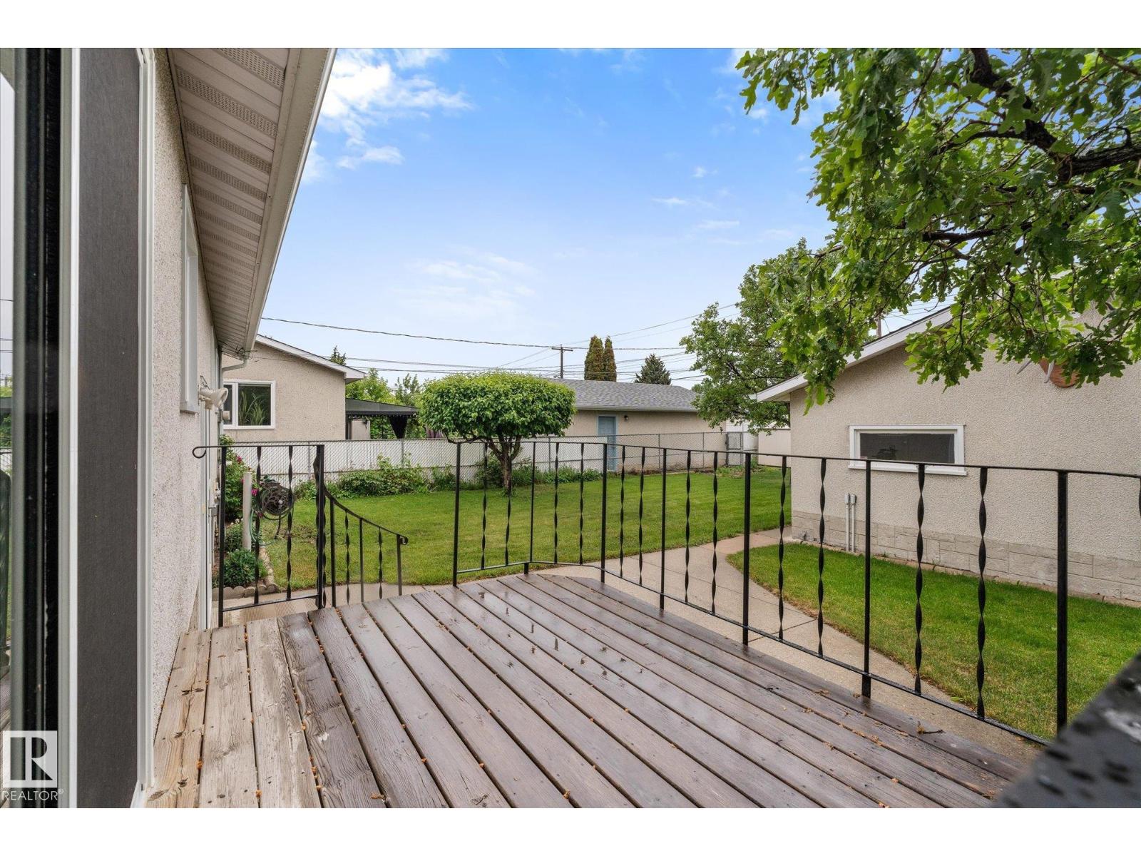 5927 138 AV NW — photo 34