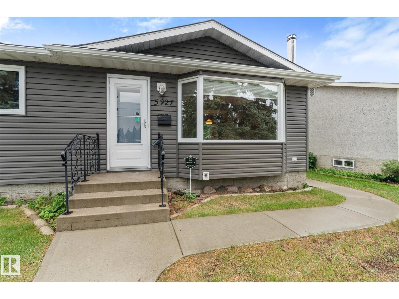 5927 138 AV NW — photo 48
