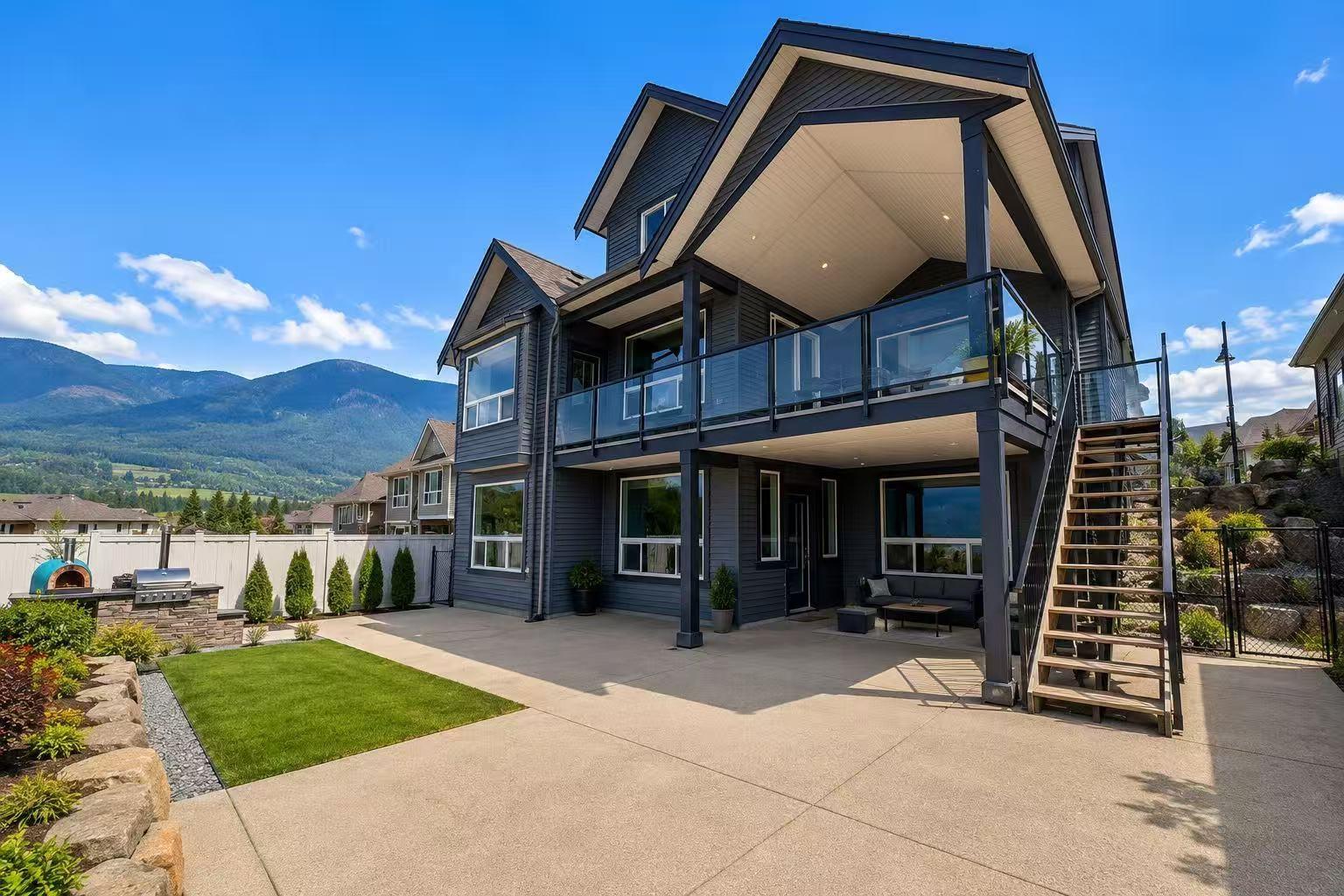 1945 PEREGRINE PLACE, Mt Woodside, Agassiz