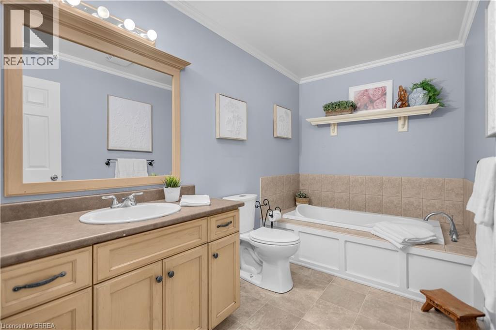 5 WALPOLE Drive - 21