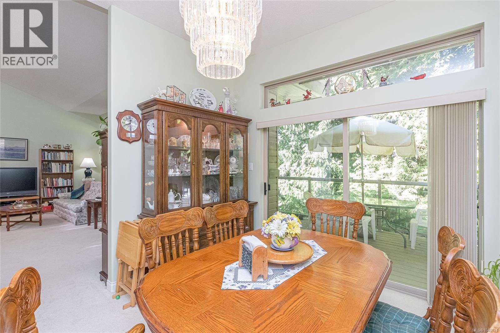 902 Lakes Blvd - 16