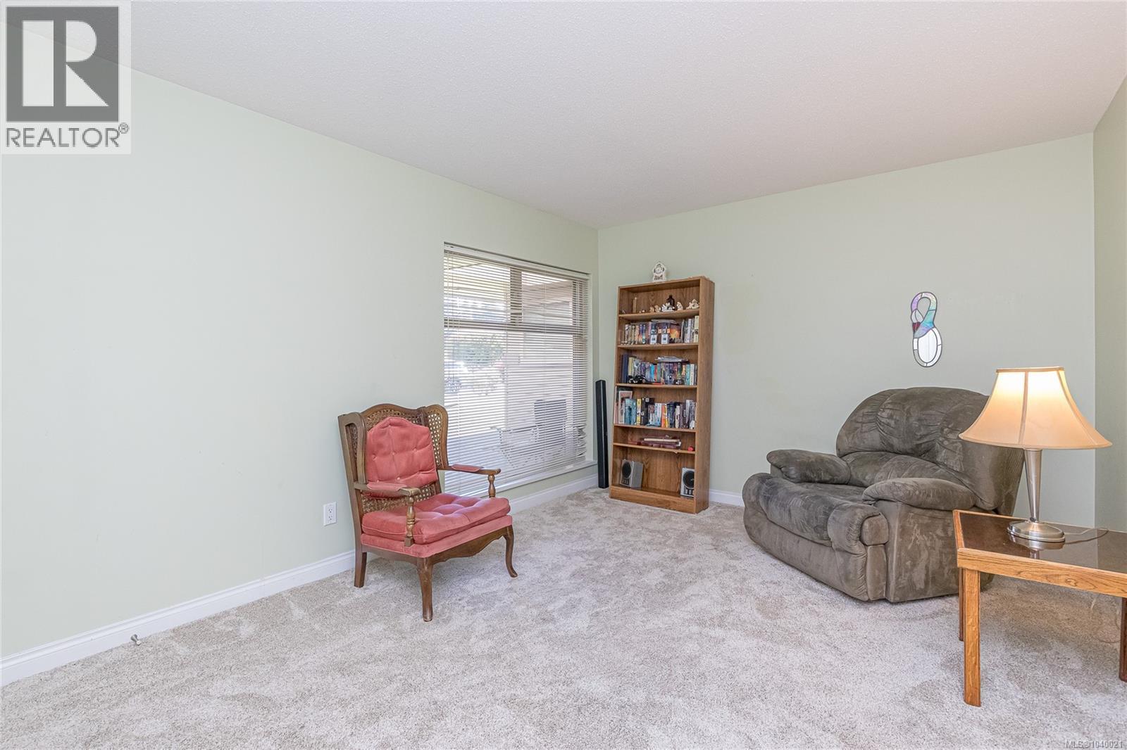 902 Lakes Blvd - 27