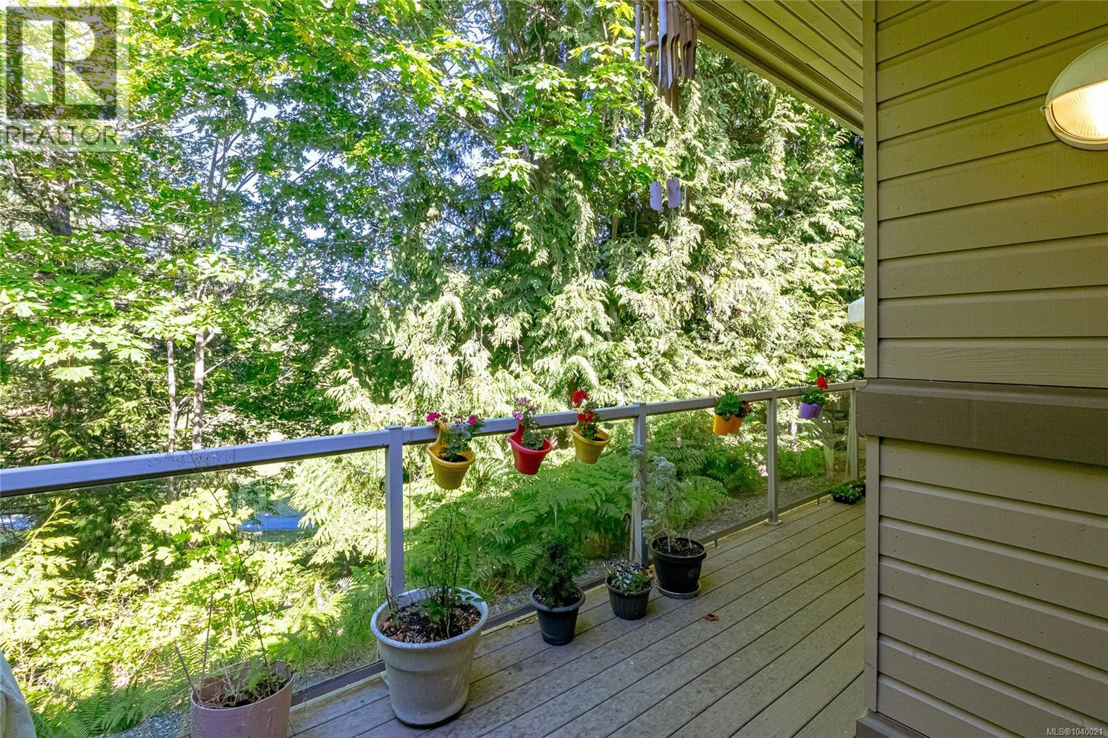 902 Lakes Blvd - 32
