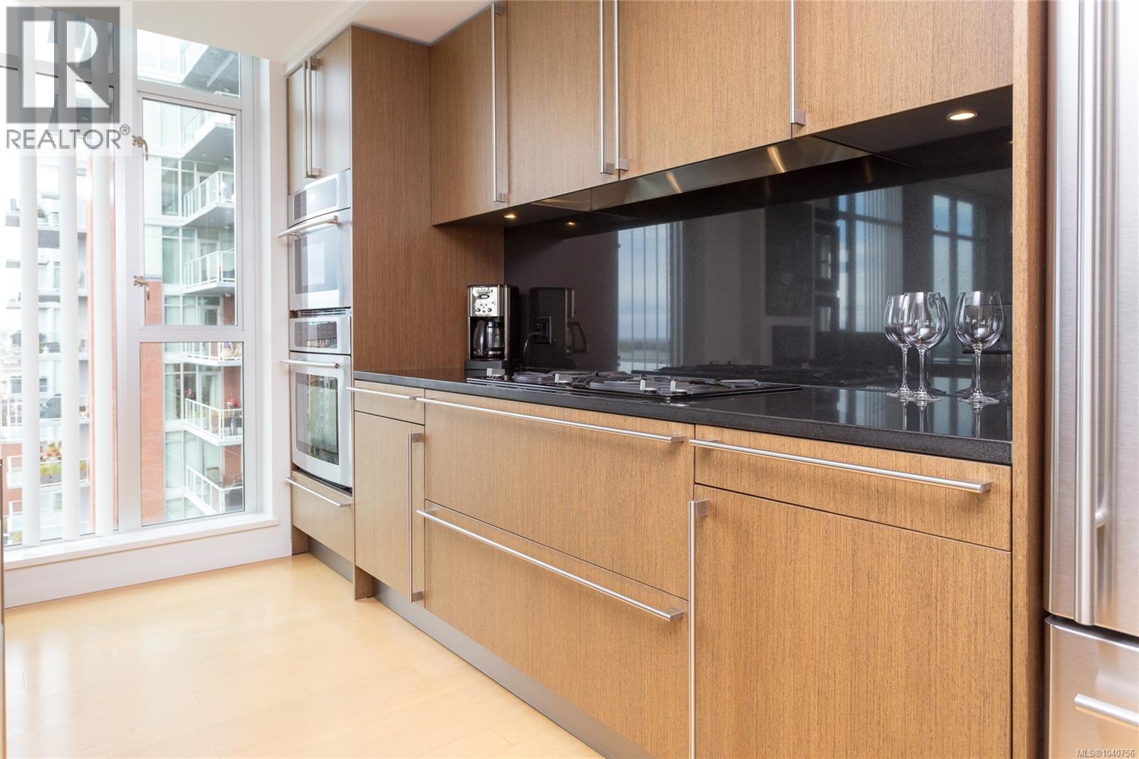 510 100 Saghalie Road, Victoria