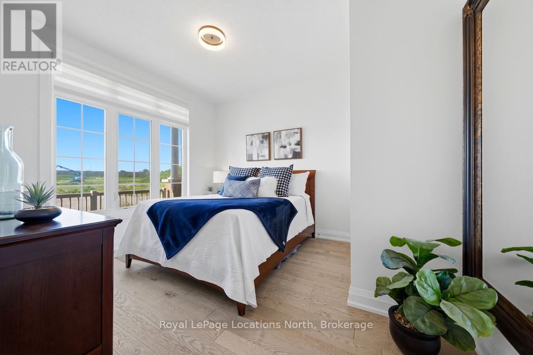 31 TEA ROSE ROAD - 24