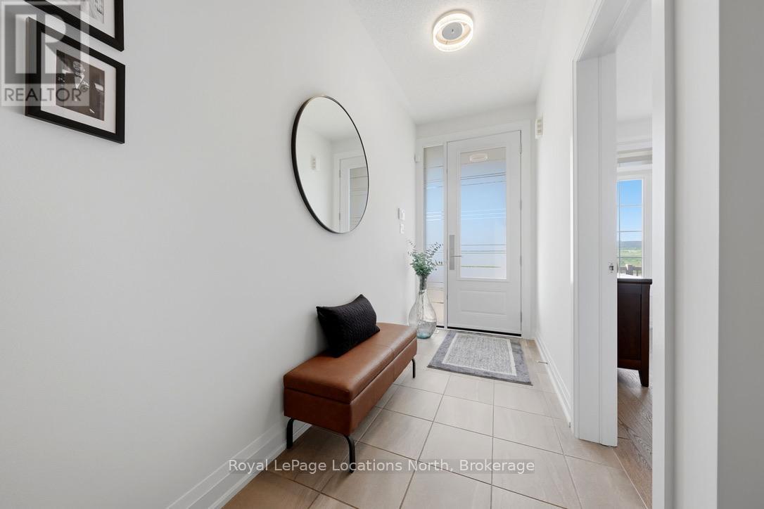 31 TEA ROSE ROAD - 3