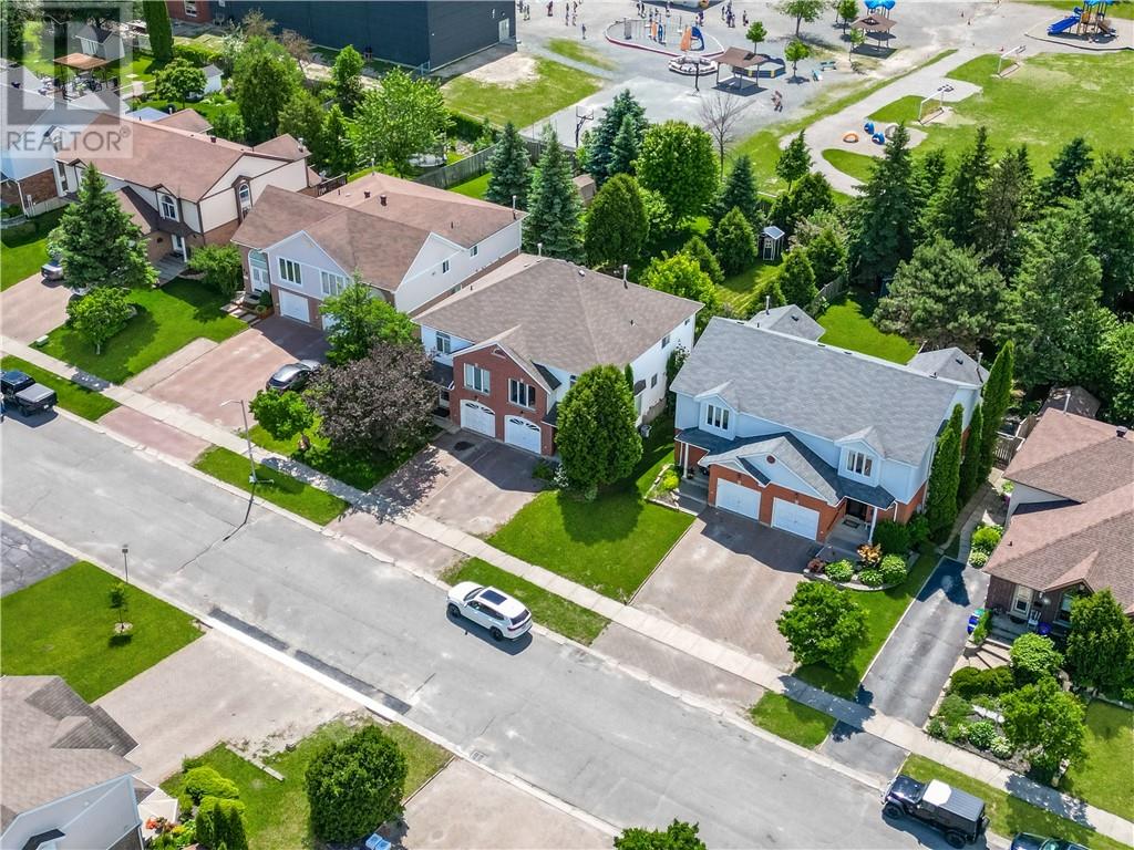 103 Lady Ashley Crt - 31