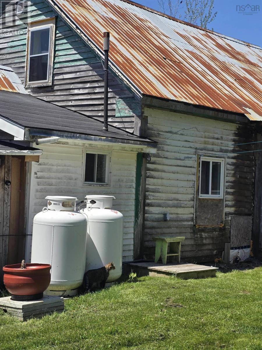 18540 Country Harbour Hwy 316 Highway - 16