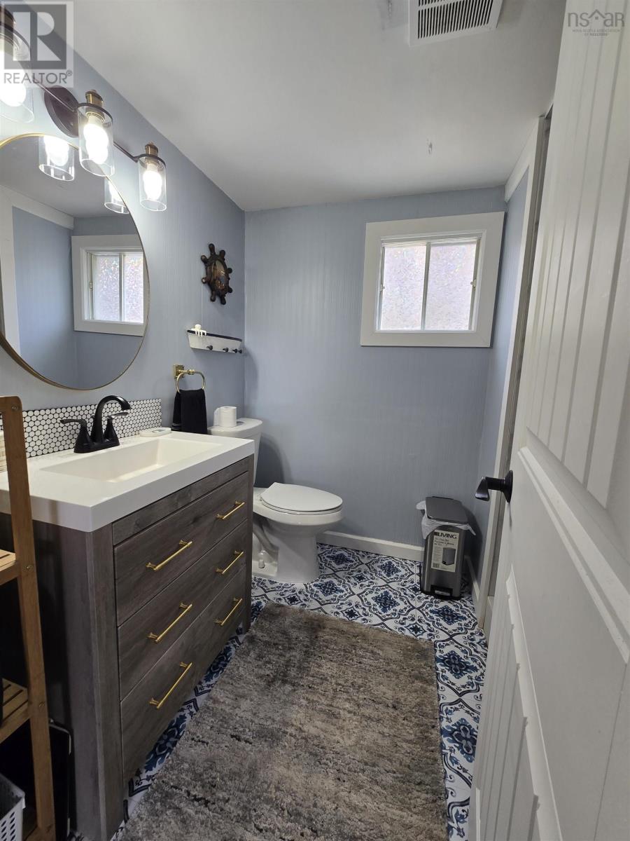18540 Country Harbour Hwy 316 Highway - 3