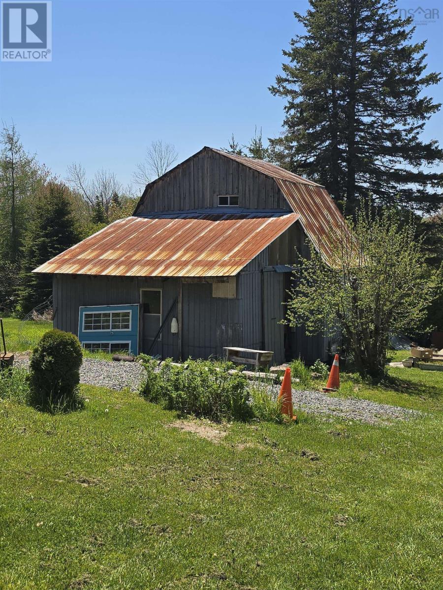 18540 Country Harbour Hwy 316 Highway - 32