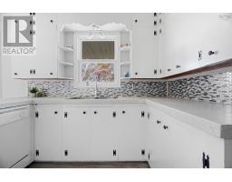 Den - 6143 Little Harbour Road, Kings Head, NS B2H5C4 Photo 13
