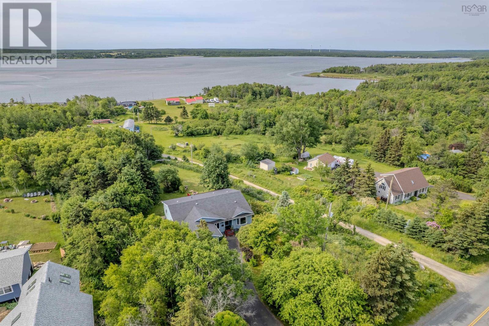 2660 Lingan Road - 5