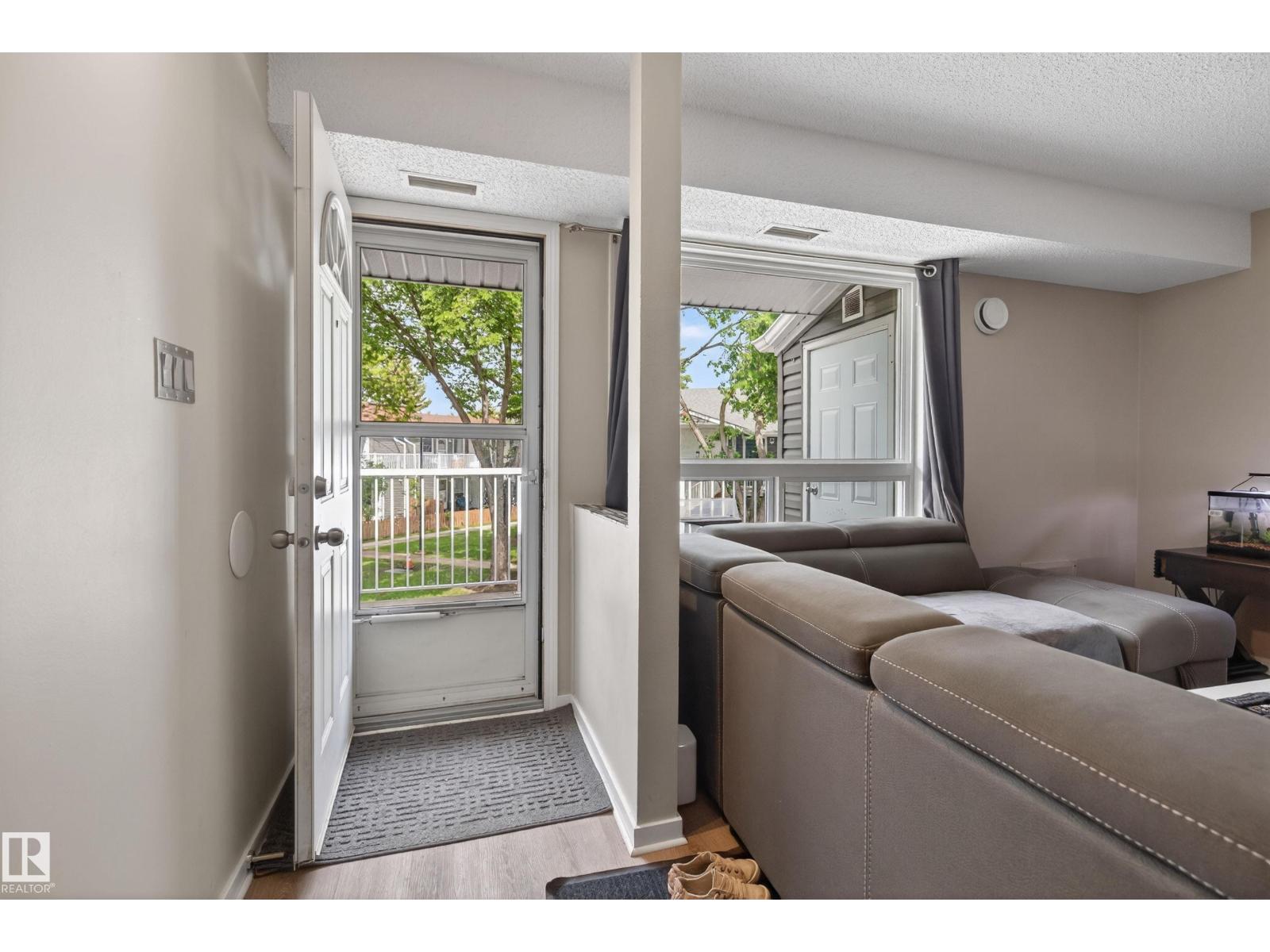 #35 3111 142 AV NW - 2