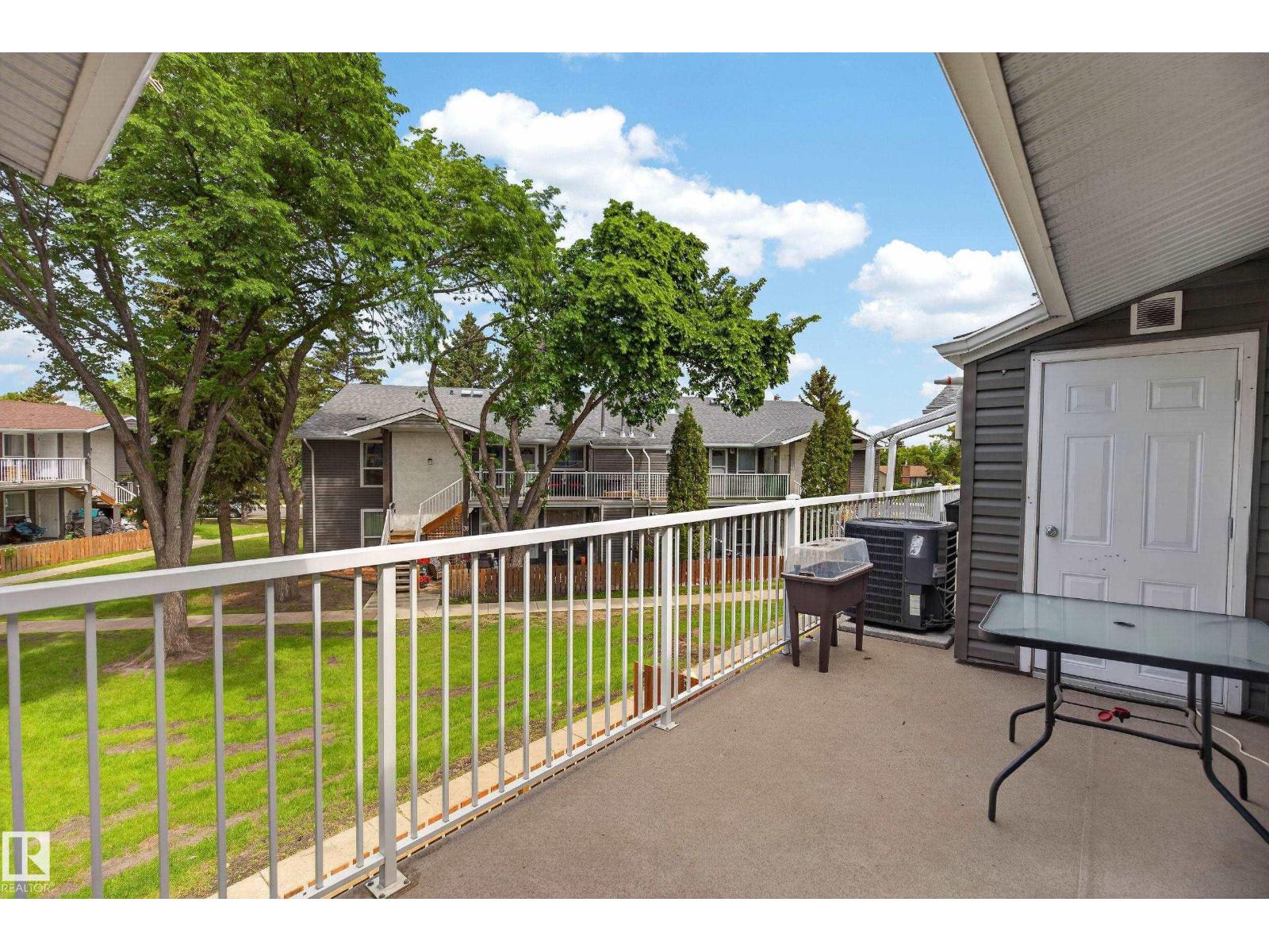 #35 3111 142 AV NW - 27