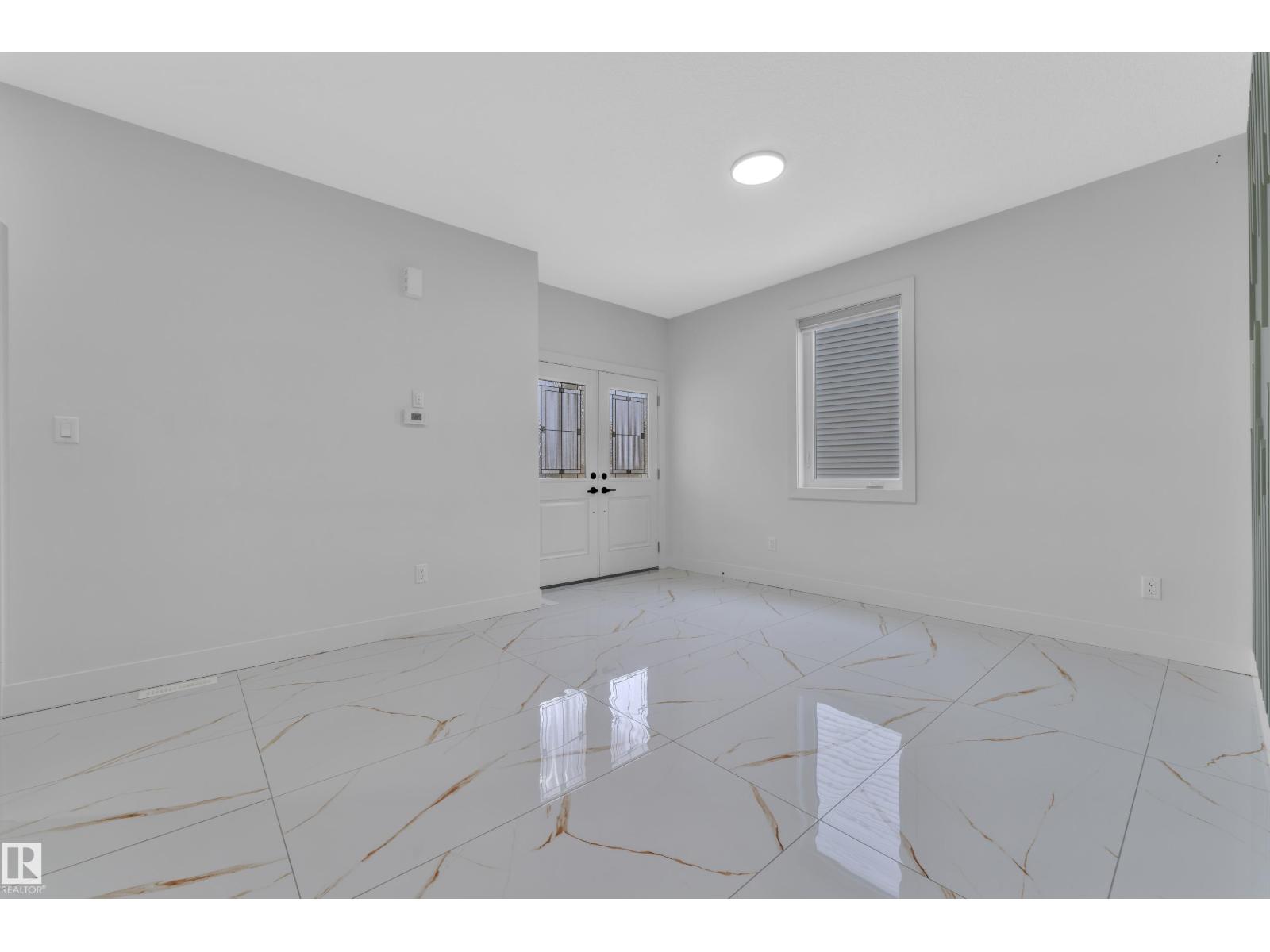 6008 19 ST NE - 8